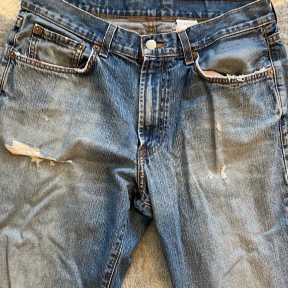 Lucky Brand Classic Fit Jeans - Picture 2 of 10
